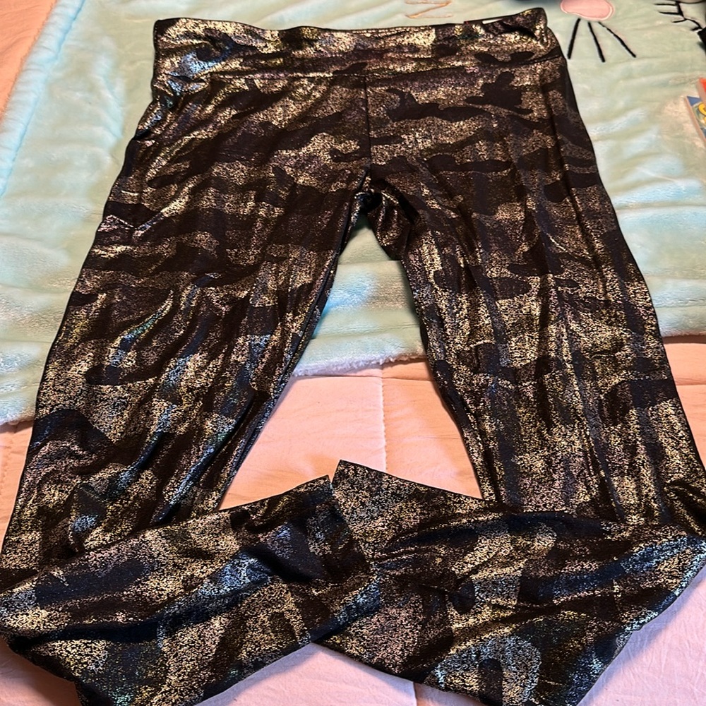 COPY - Ladies No Boundaries Sueded Ankle Leggings. NWT. Size XXL (19)